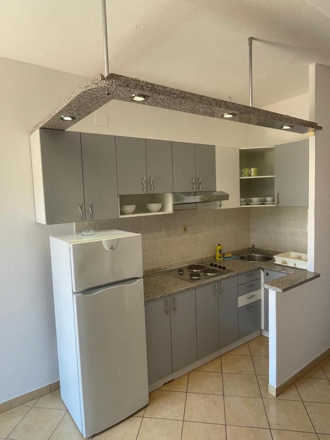 Apartments Belic With Pool เยลซา ภายนอก รูปภาพ
